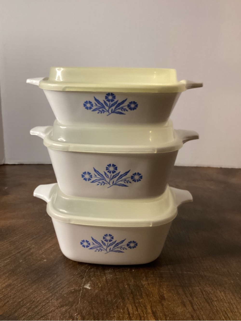 Corning Ware Cornflower Blue Petites Ceramic Dishes with Plastic Lids Set/3